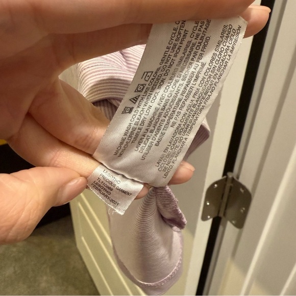 Greg Norman Purple Stripe Golf Polo Size Medium - Picture 6 of 7